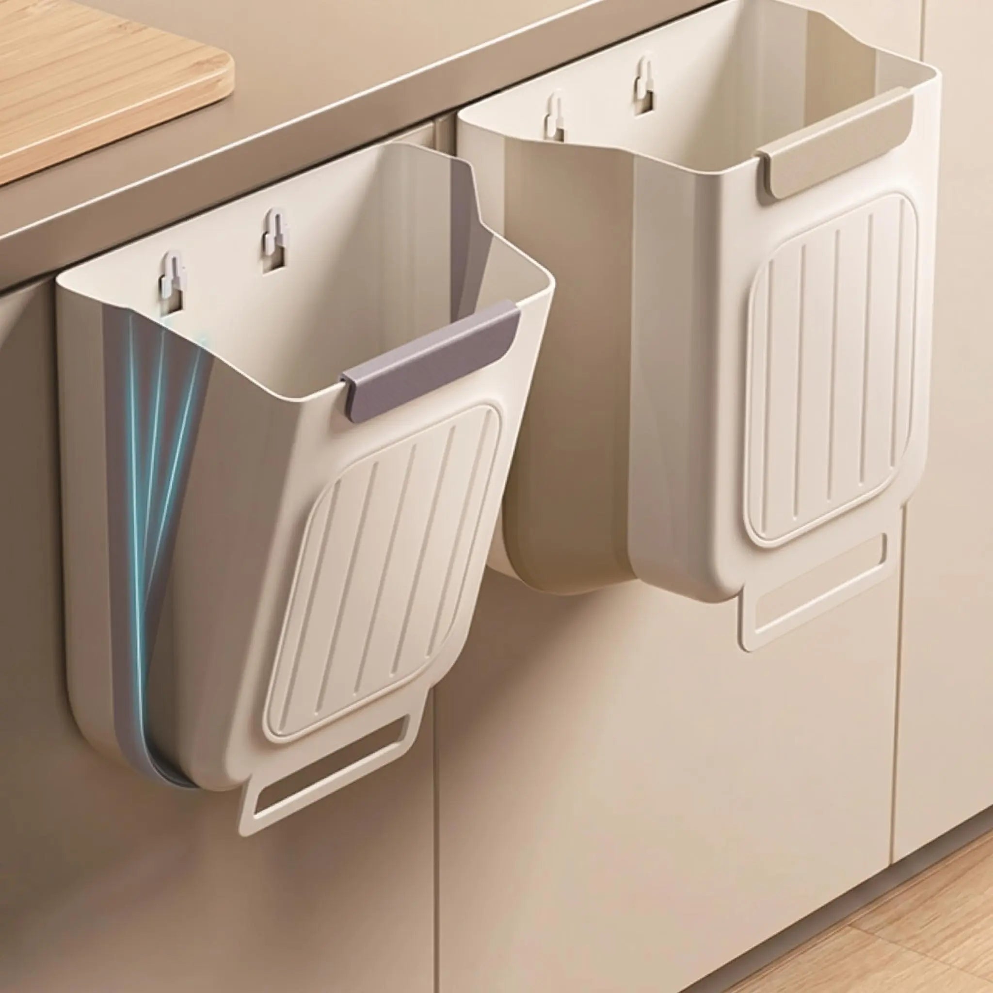 Collapsible Hanging Kitchen Trash Bin (11L)